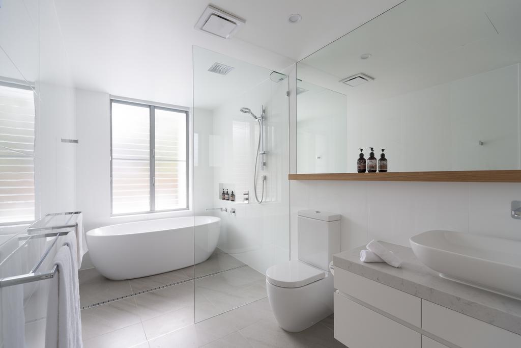 Kaylani Beach House 1 خليج بيرون المظهر الخارجي الصورة